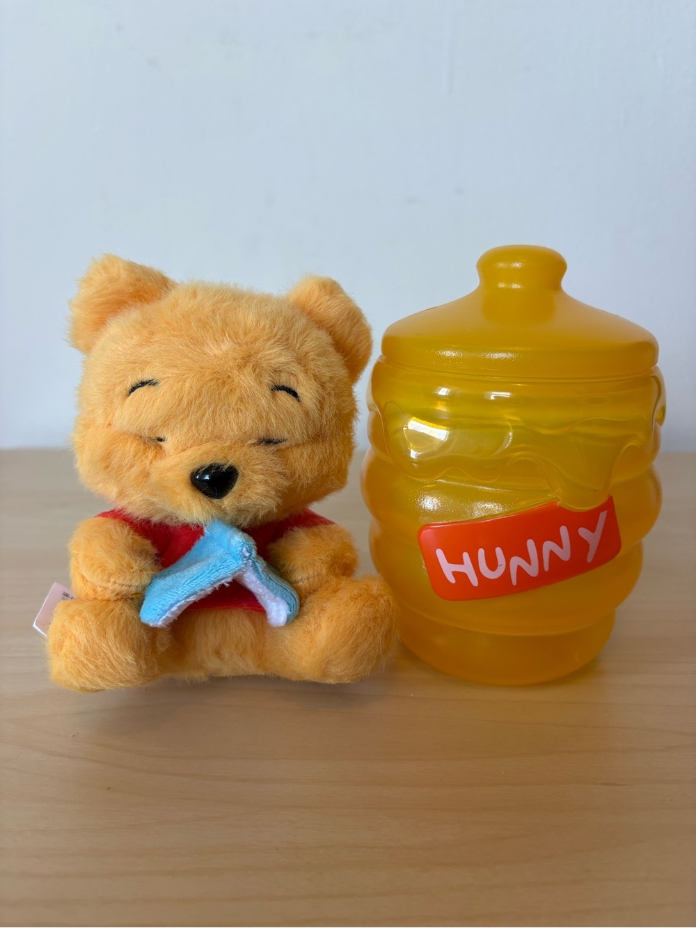 DISNEY Winnie the Pooh Honey Hugs Sleeping Winnie Plush Toy 5”